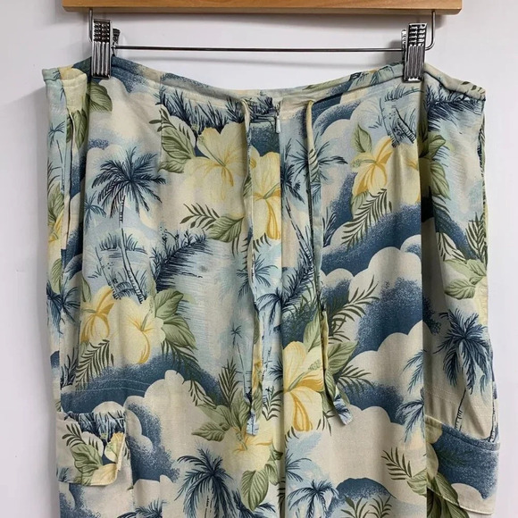 Tommy Bahama Women's‎ Hawaiian Floral Drawstring Straight Pants Size 8 - Picture 4 of 13